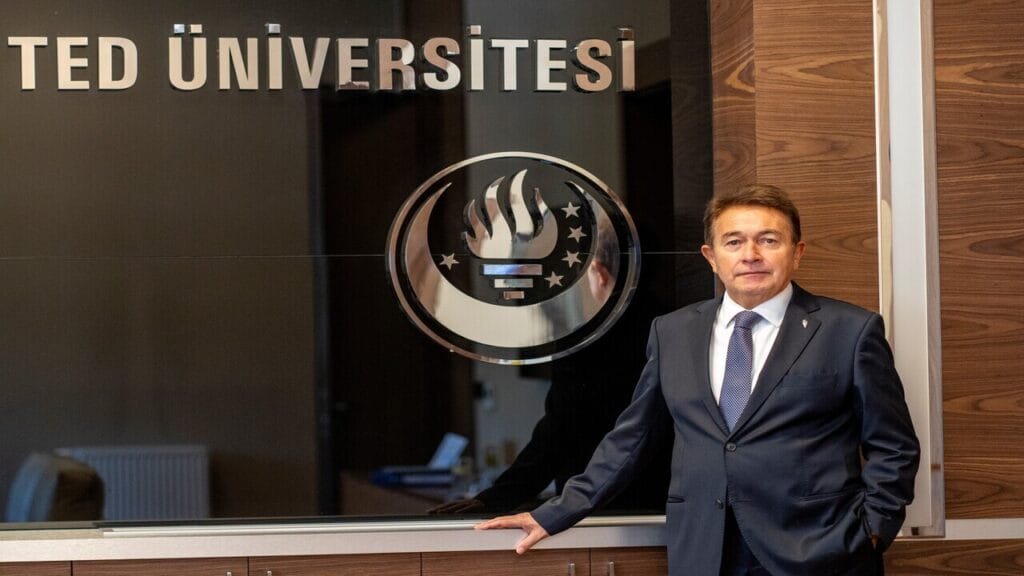 TED Üniversitesi Yapay Zeka İle Öğretmen Yetiştirecek